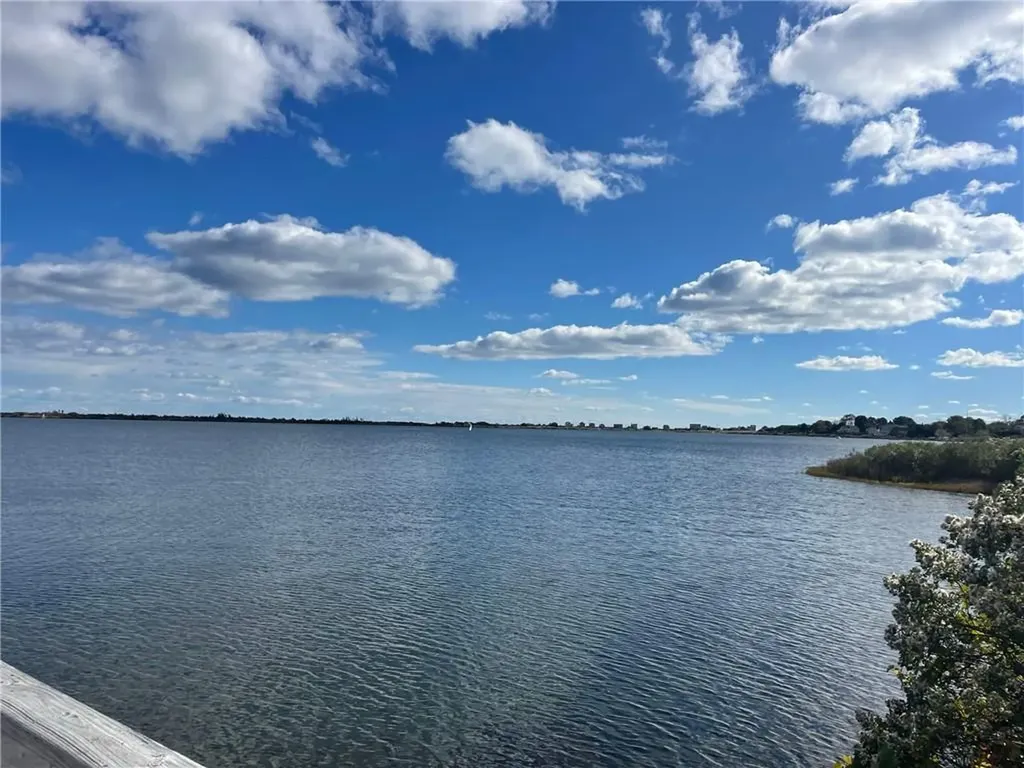 2 Wells Lane Charlestown RI 02813