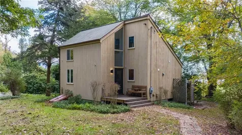 2 Wells Lane Charlestown RI 02813