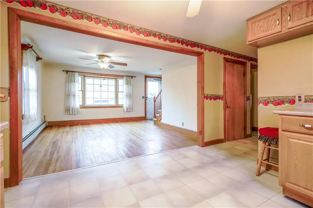 9 Columbia Avenue Coventry RI 02816