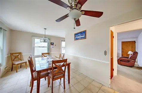 25 Vermont Avenue East Providence RI 02916