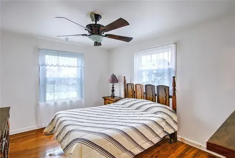 25 Vermont Avenue East Providence RI 02916