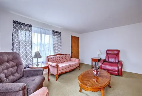 25 Vermont Avenue East Providence RI 02916