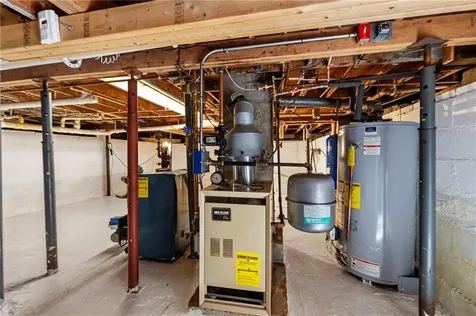 453 Lake Washington Drive Glocester RI 02814