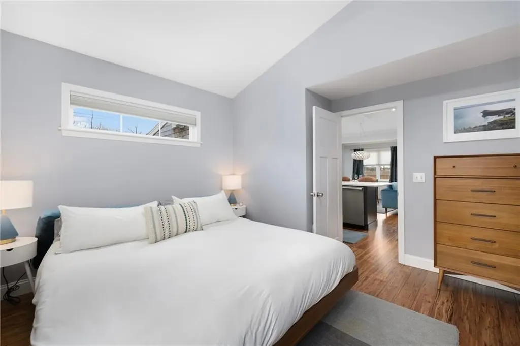 22 Walsh Avenue Barrington RI 02806