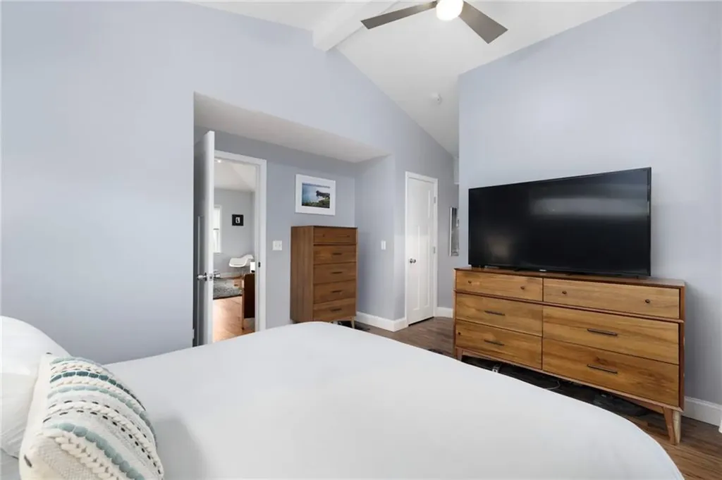 22 Walsh Avenue Barrington RI 02806