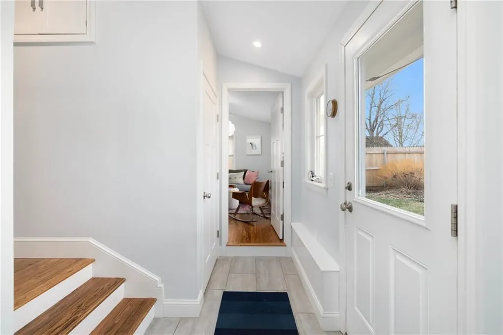 22 Walsh Avenue Barrington RI 02806