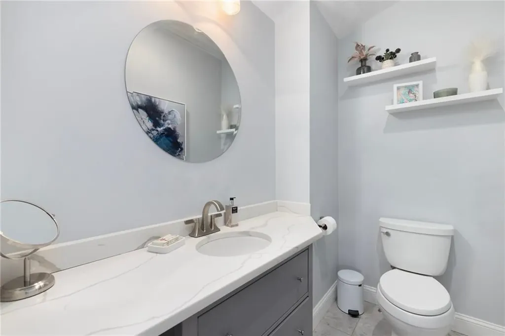22 Walsh Avenue Barrington RI 02806