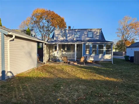 85 Wesleyan Avenue Warwick RI 02886