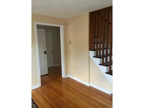 85 Wesleyan Avenue Warwick RI 02886