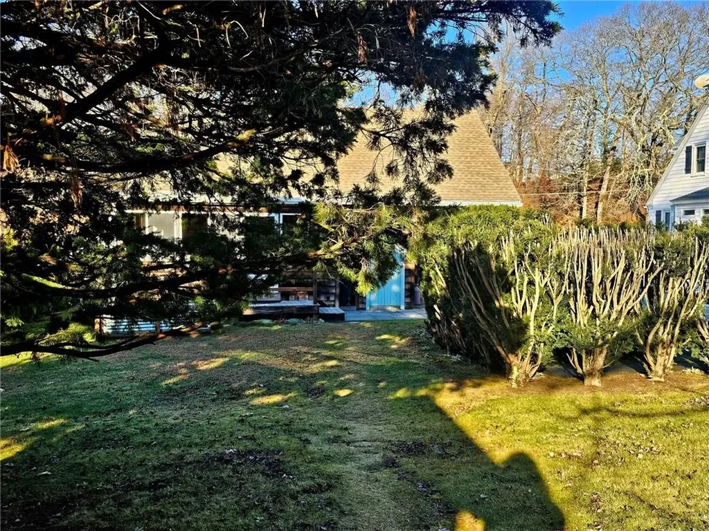 67 Narragansett Avenue Westerly RI 02891