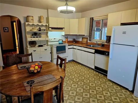 67 Narragansett Avenue Westerly RI 02891