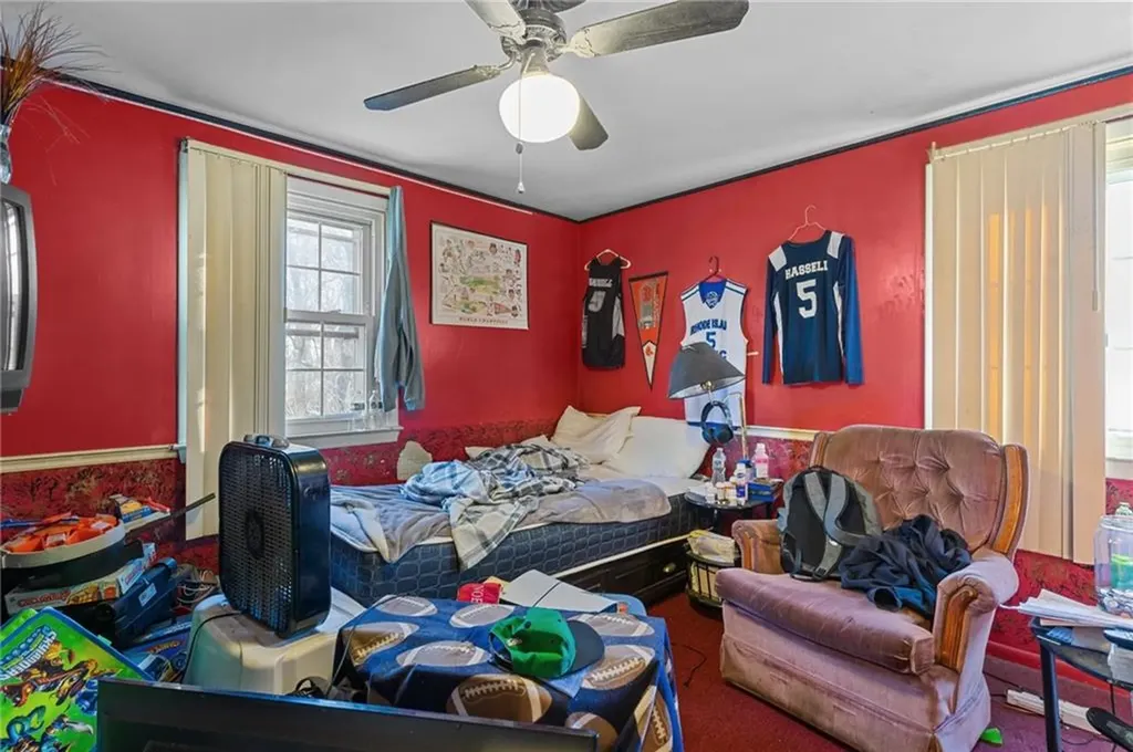 96 Walnut Glen Drive Warwick RI 02886