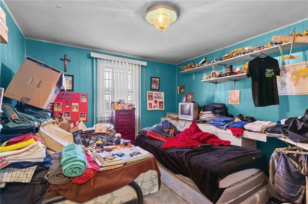 96 Walnut Glen Drive Warwick RI 02886