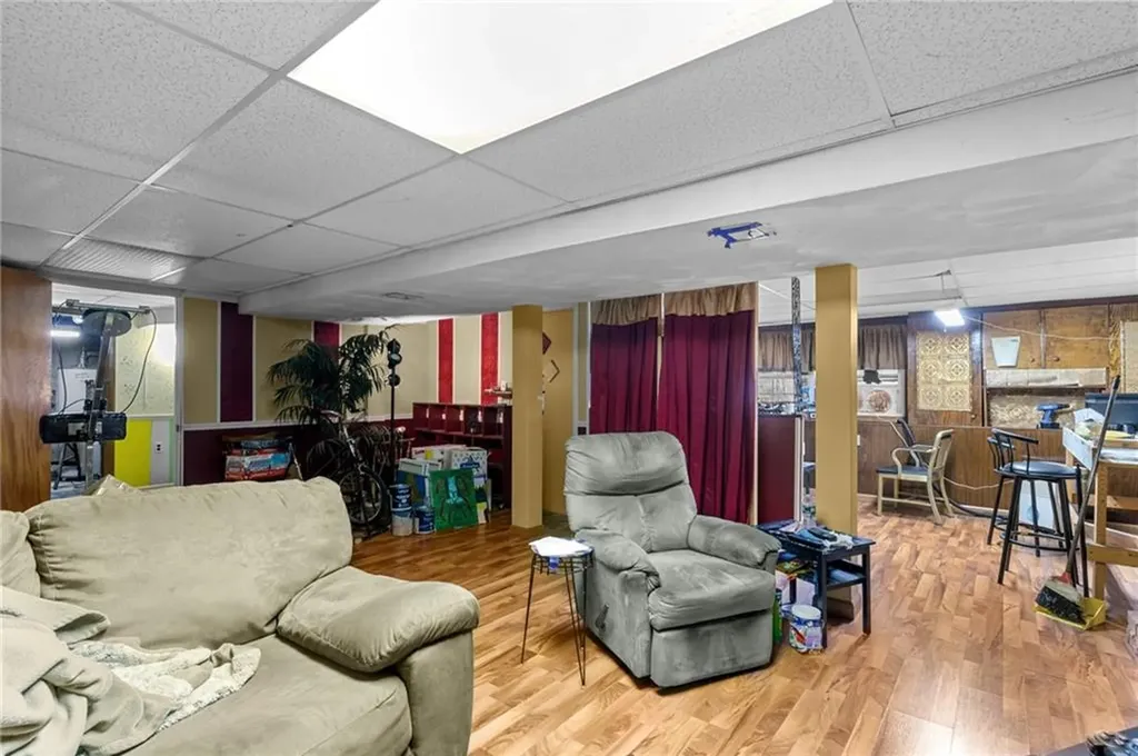 96 Walnut Glen Drive Warwick RI 02886