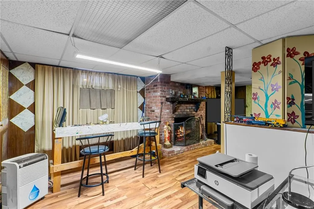 96 Walnut Glen Drive Warwick RI 02886