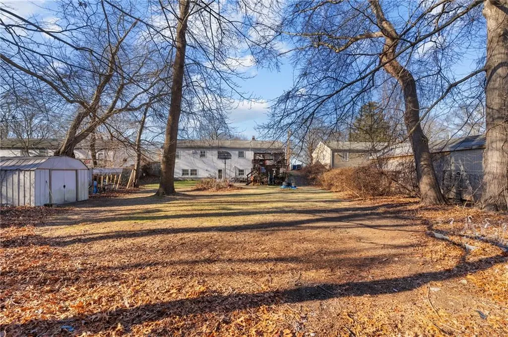 96 Walnut Glen Drive Warwick RI 02886