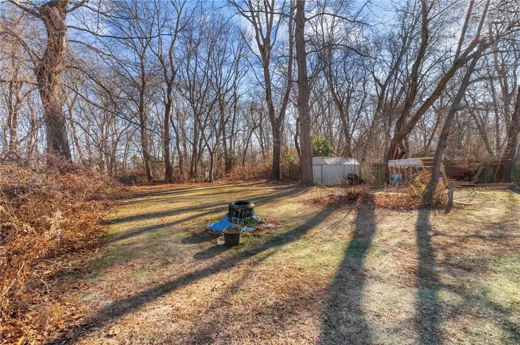 96 Walnut Glen Drive Warwick RI 02886