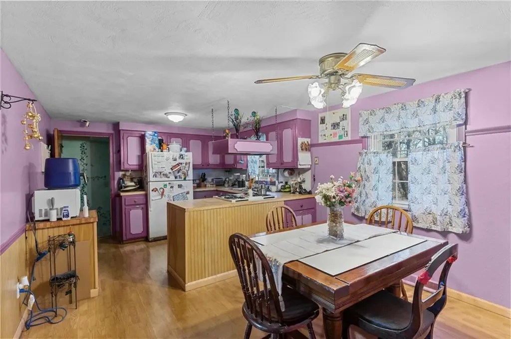 96 Walnut Glen Drive Warwick RI 02886