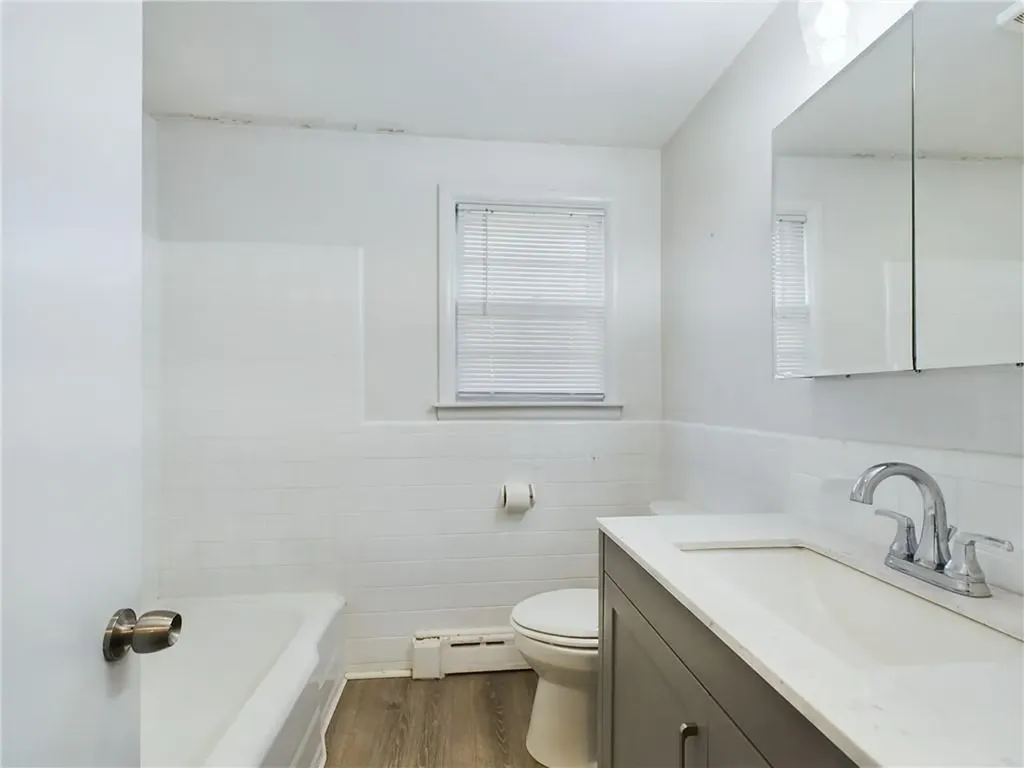 4 Oconnell Road Tiverton RI 02878