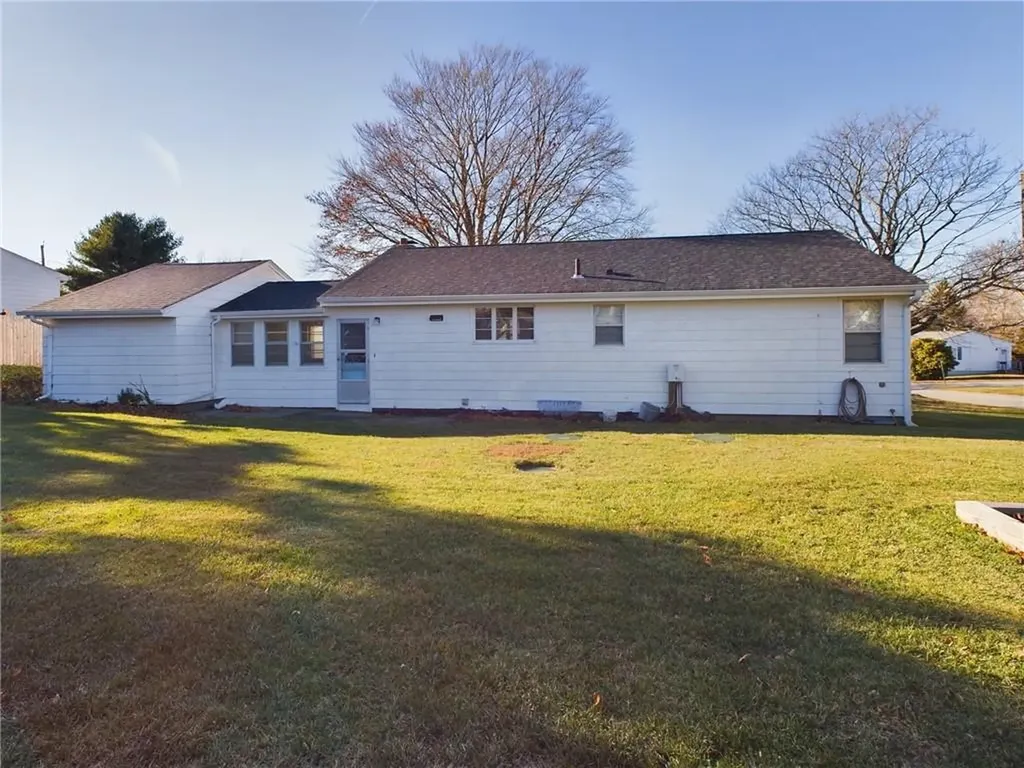 4 Oconnell Road Tiverton RI 02878