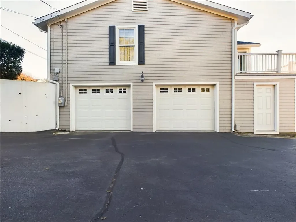 643 Old Colony Terrace Tiverton RI 02878