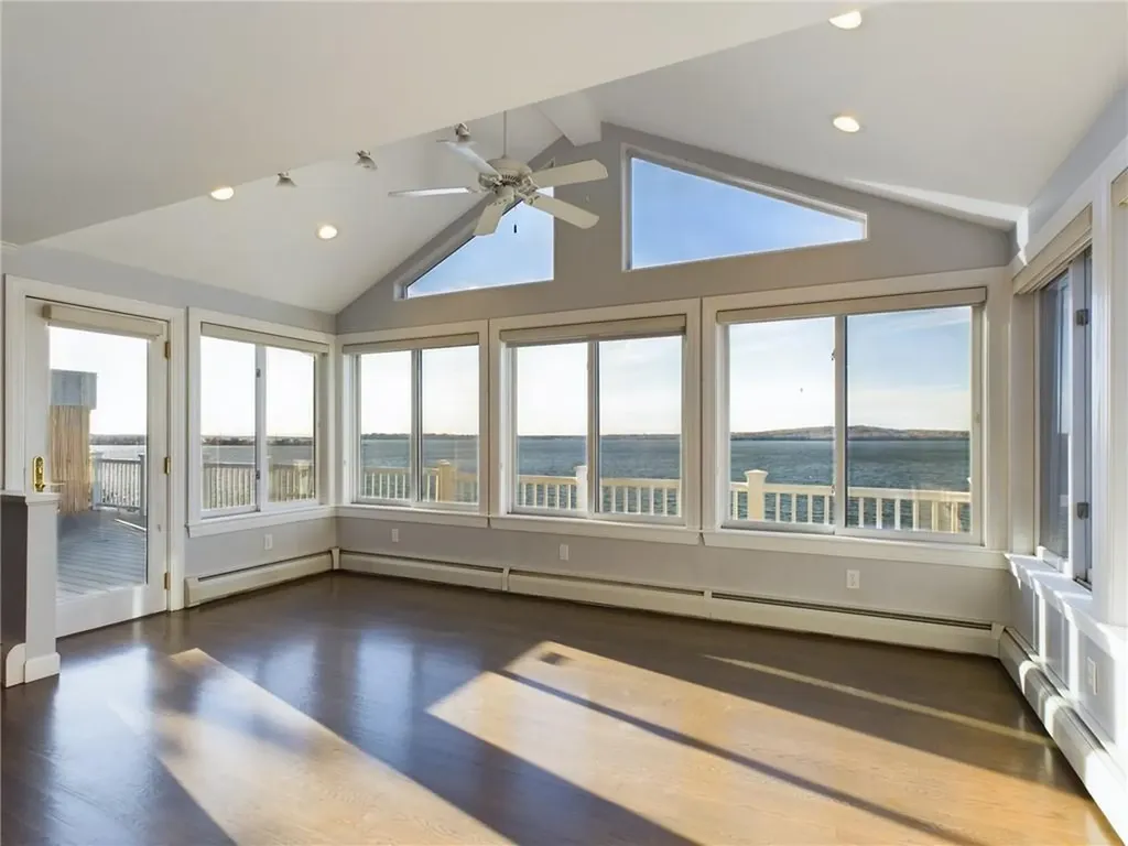 643 Old Colony Terrace Tiverton RI 02878