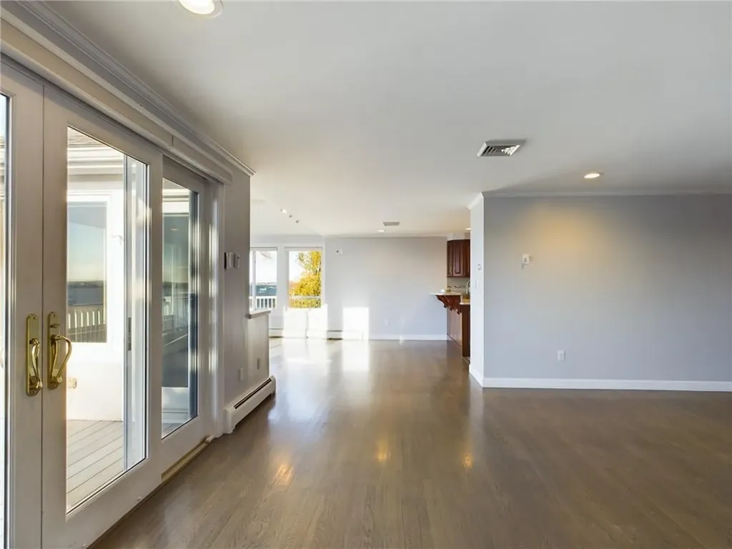 643 Old Colony Terrace Tiverton RI 02878