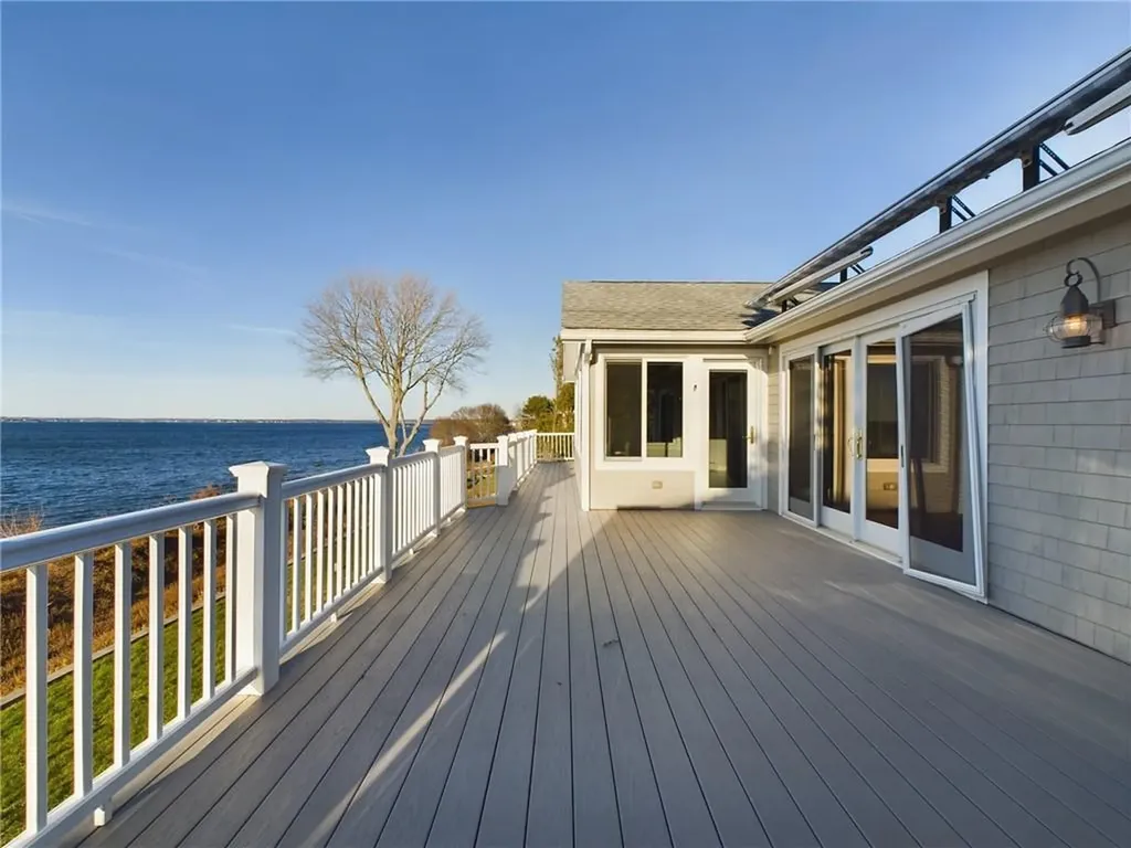 643 Old Colony Terrace Tiverton RI 02878