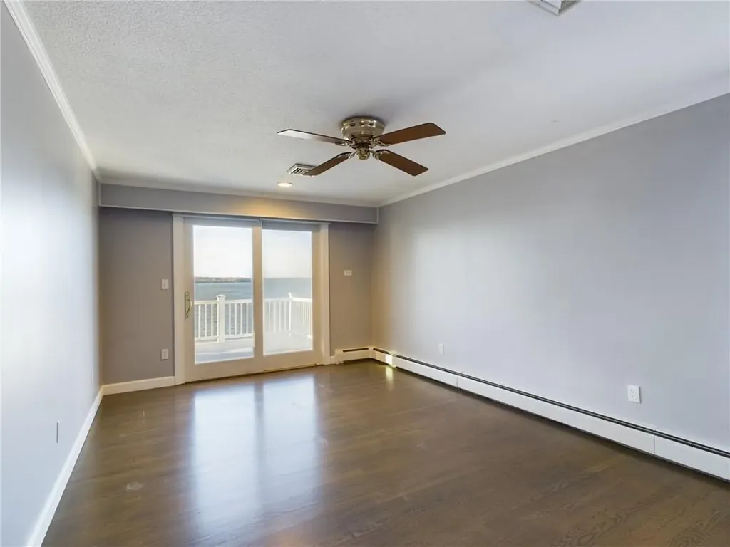 643 Old Colony Terrace Tiverton RI 02878