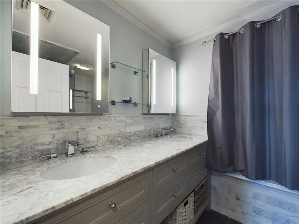 643 Old Colony Terrace Tiverton RI 02878