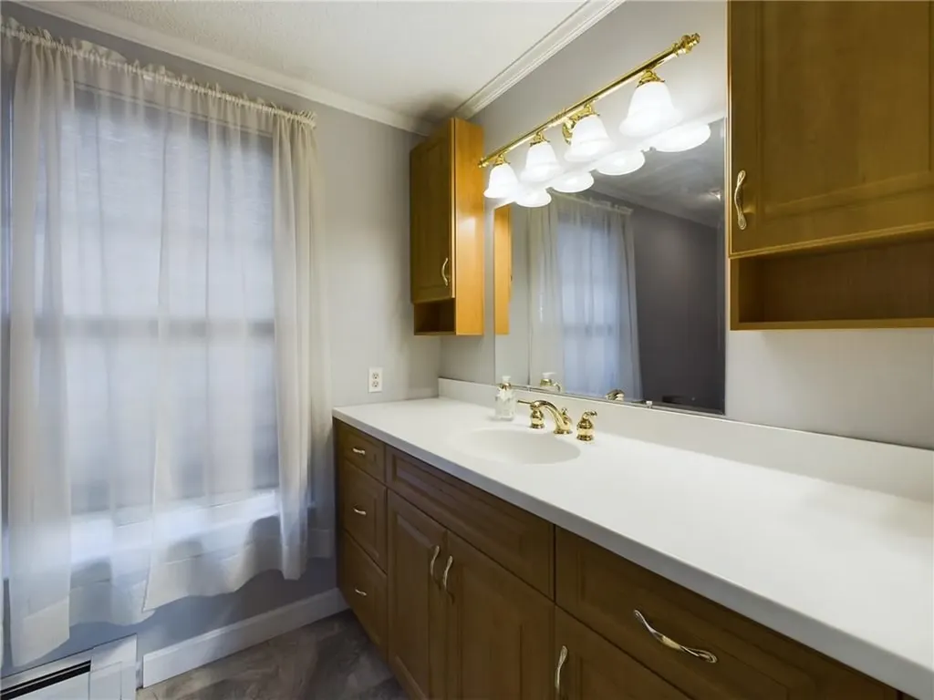 643 Old Colony Terrace Tiverton RI 02878