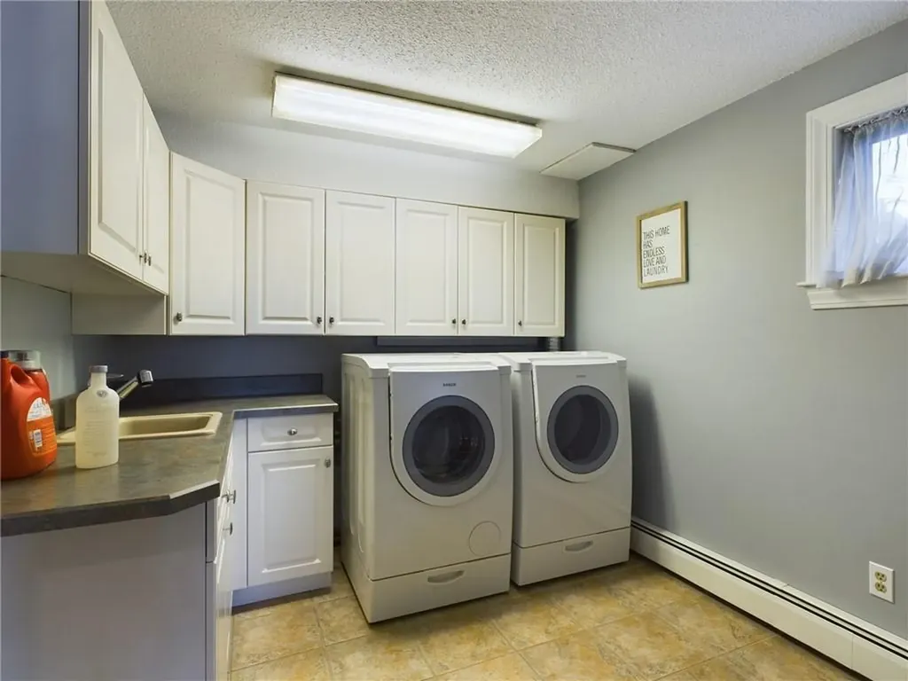 643 Old Colony Terrace Tiverton RI 02878