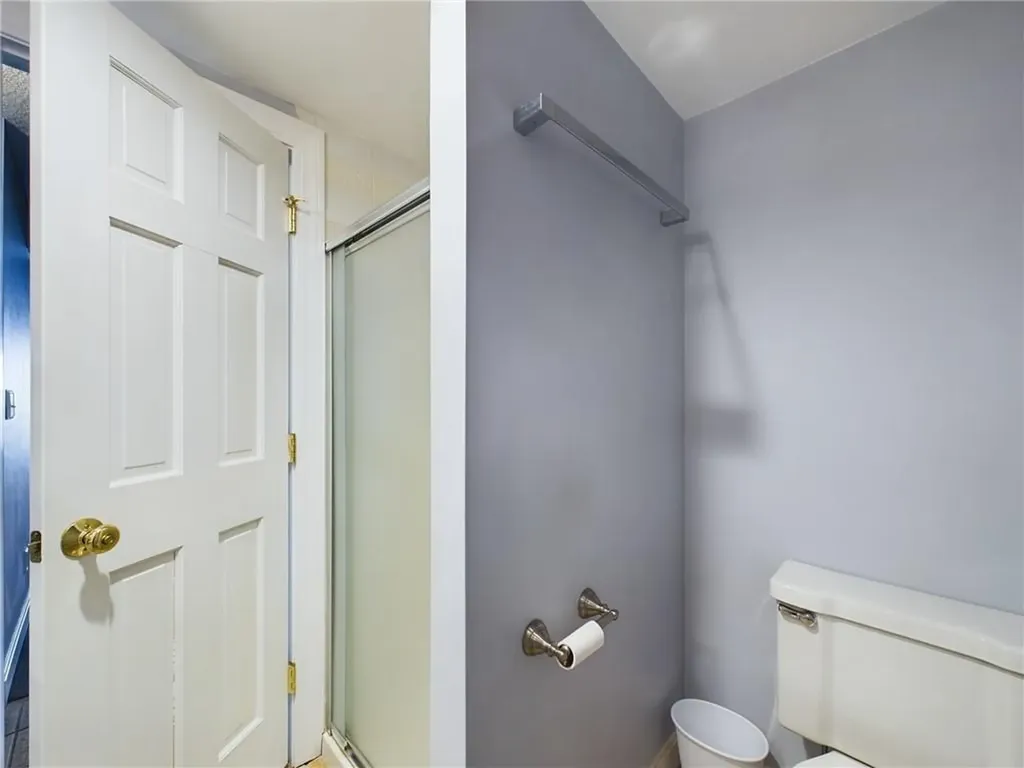 643 Old Colony Terrace Tiverton RI 02878