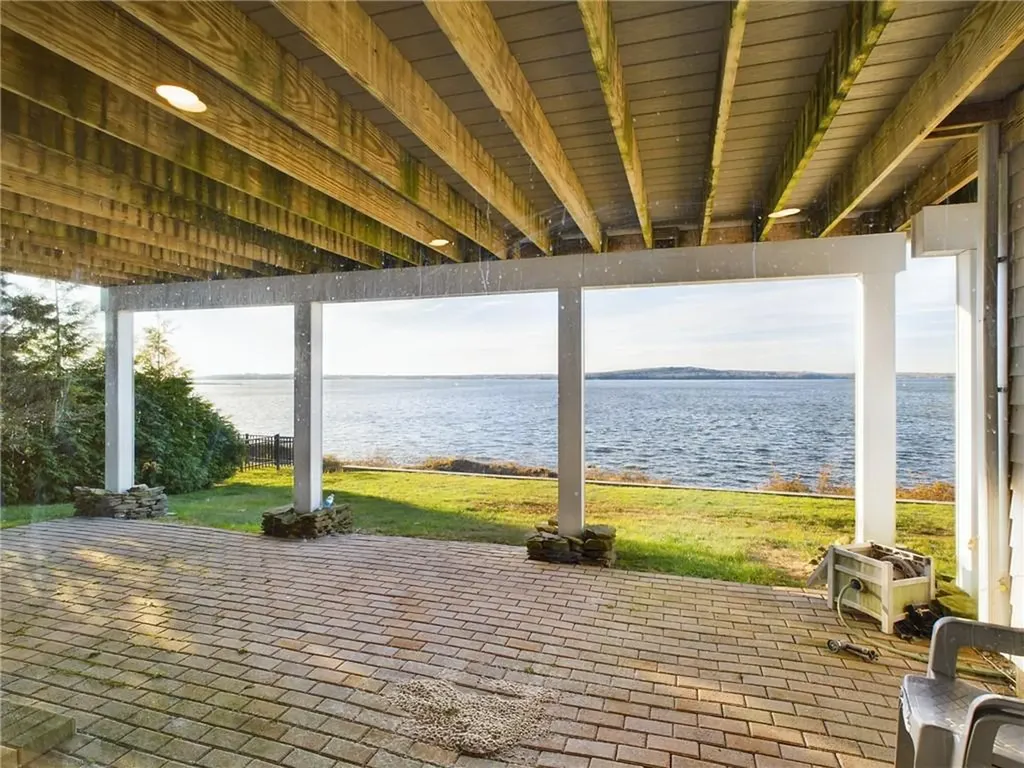 643 Old Colony Terrace Tiverton RI 02878