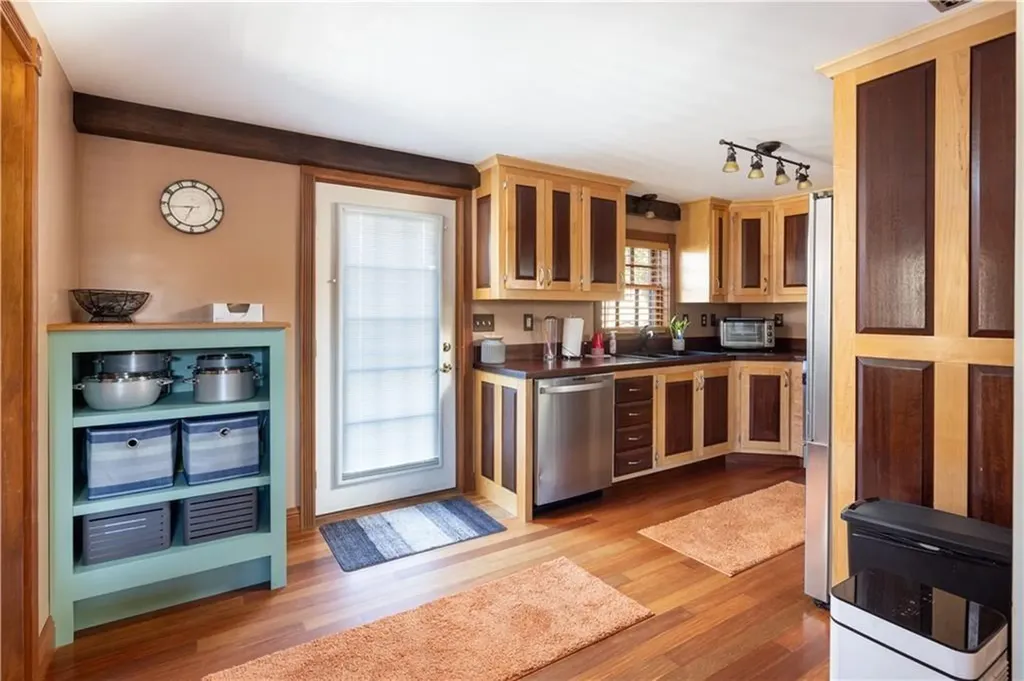 390 Fairview Avenue Coventry RI 02816