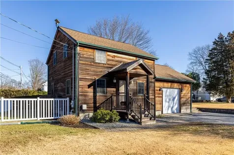 390 Fairview Avenue Coventry RI 02816