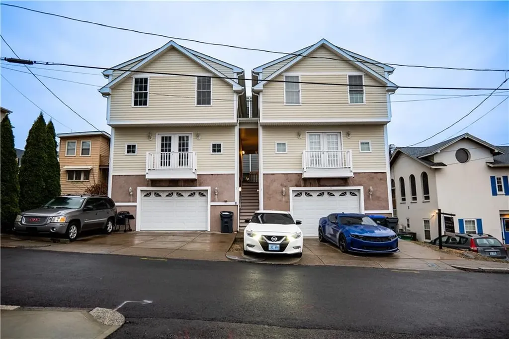 5 7 Hewitt Street Providence RI 02909