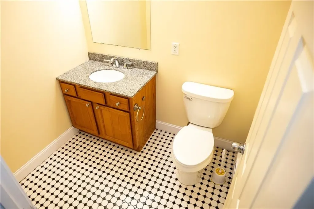 5 7 Hewitt Street Providence RI 02909