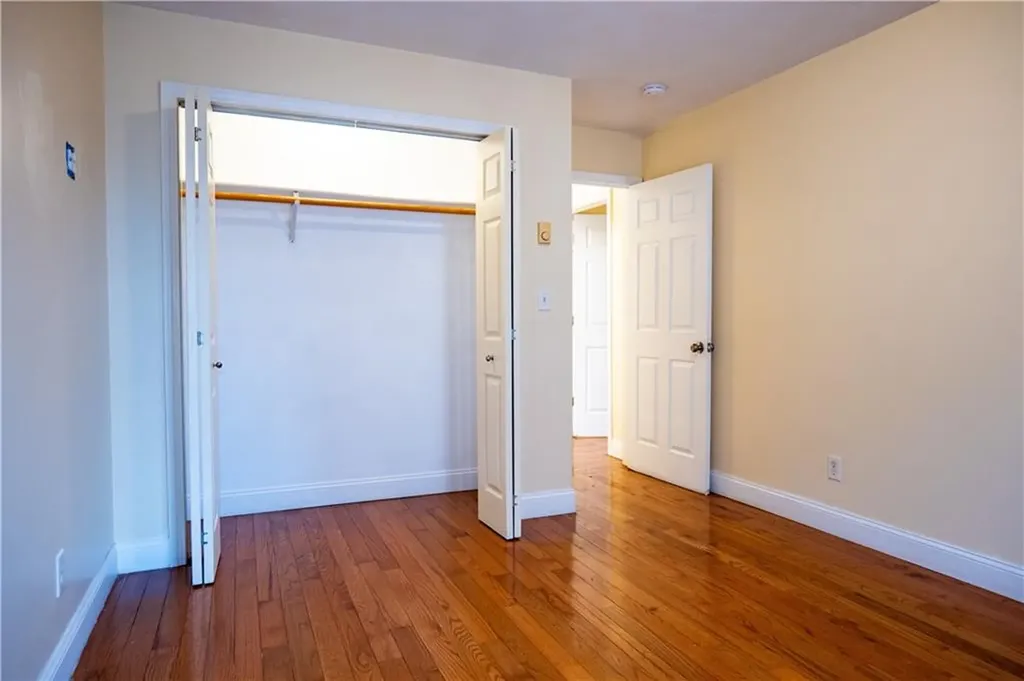 5 7 Hewitt Street Providence RI 02909