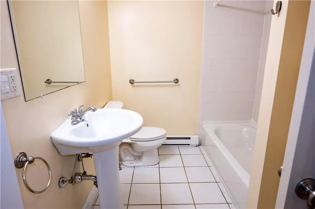 5 7 Hewitt Street Providence RI 02909