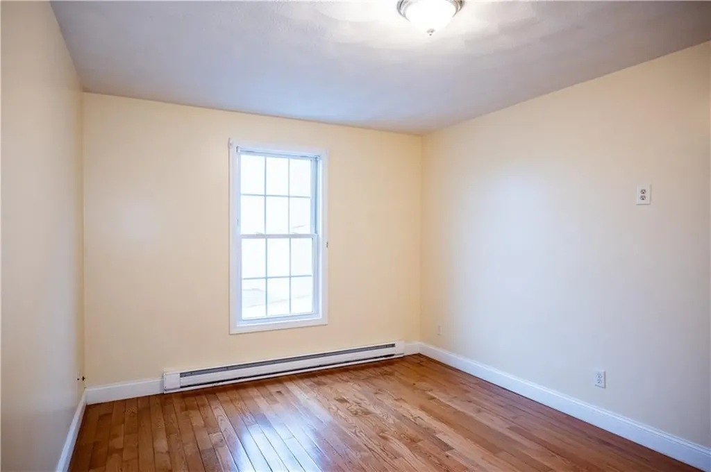 5 7 Hewitt Street Providence RI 02909