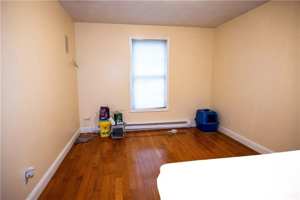 5 7 Hewitt Street Providence RI 02909