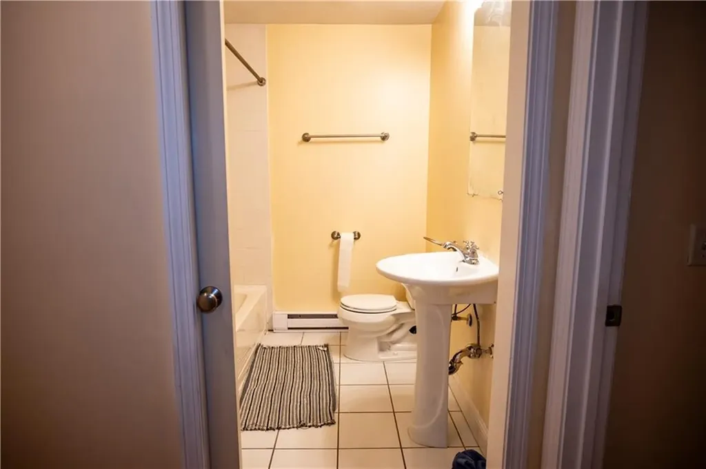 5 7 Hewitt Street Providence RI 02909
