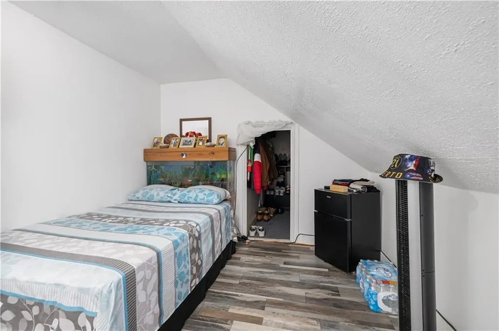 313 Sayles Street Providence RI 02905