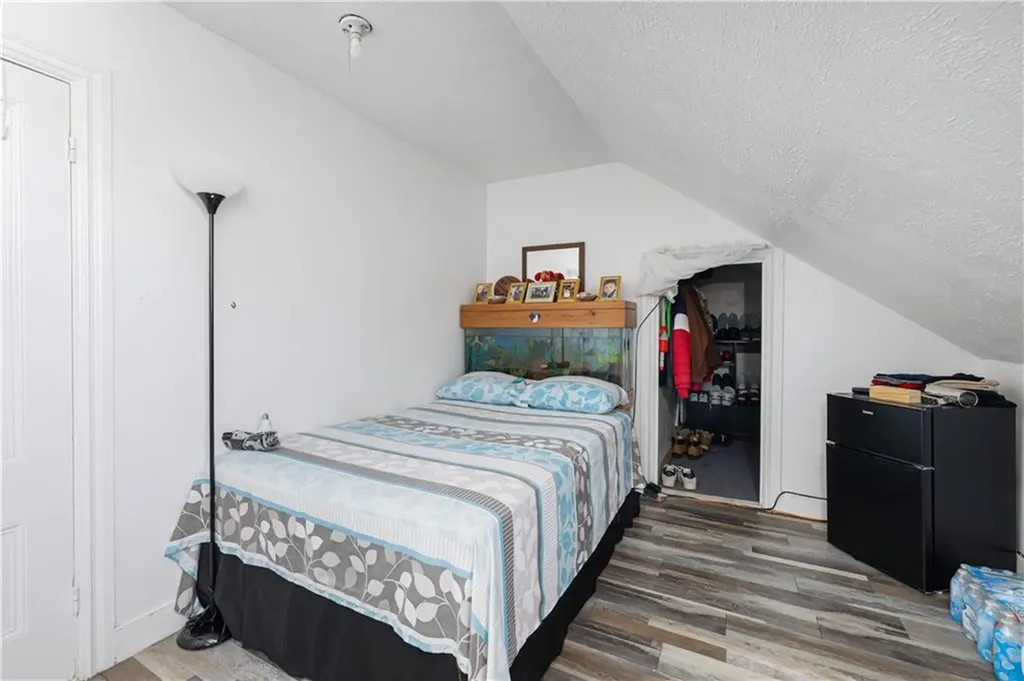313 Sayles Street Providence RI 02905