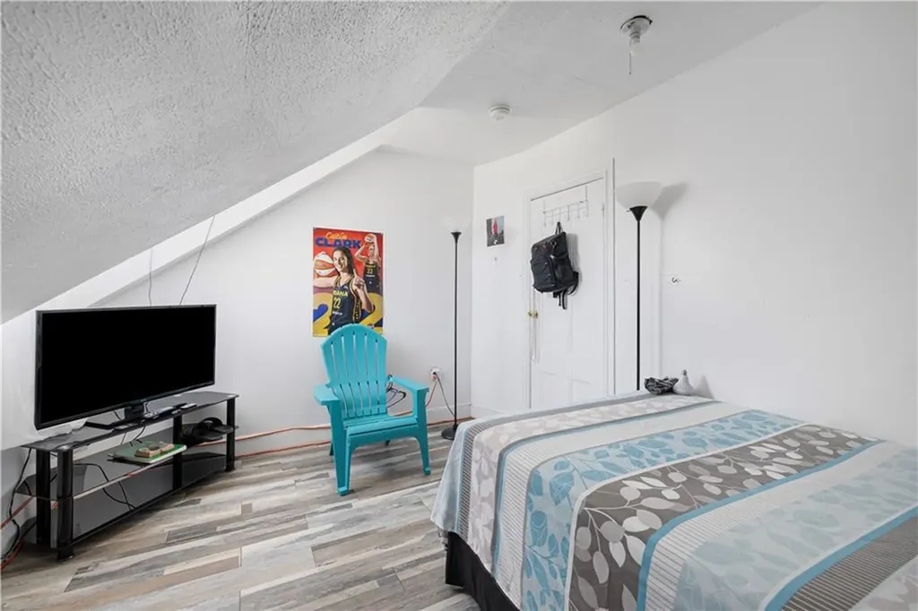 313 Sayles Street Providence RI 02905