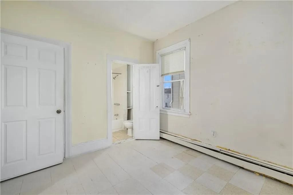 313 Sayles Street Providence RI 02905