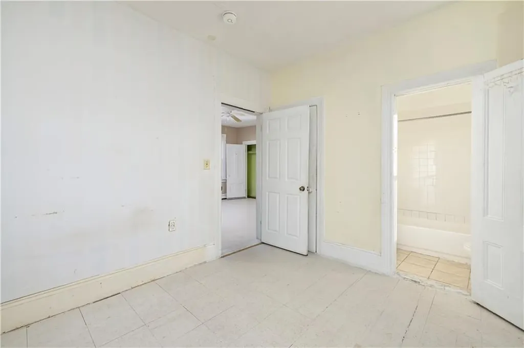 313 Sayles Street Providence RI 02905