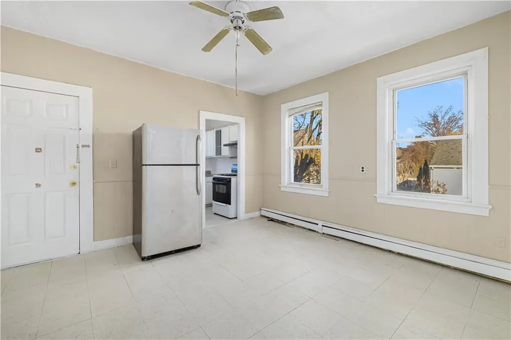 313 Sayles Street Providence RI 02905