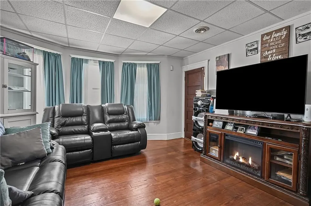 191 Webster Street Pawtucket RI 02861